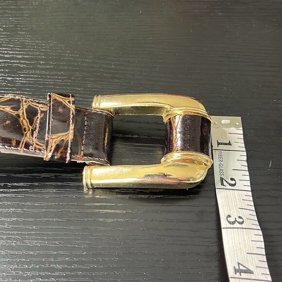 Vintage Made in USA 90’s Embossed Leather and  Gold Women\'s Belt main image 4